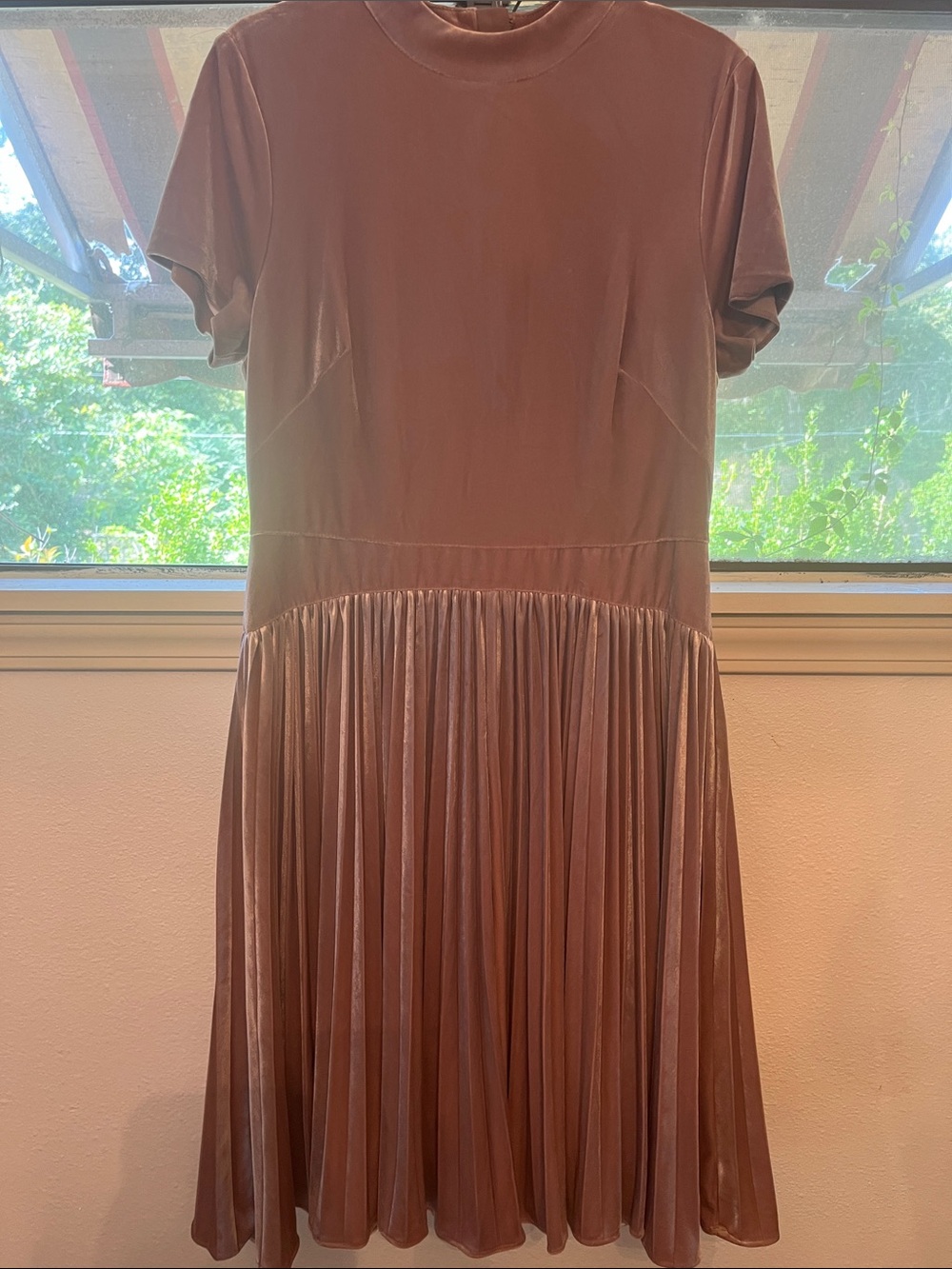 Aidan Mattox Dusty Rose Velvet Pleated Midi Dress